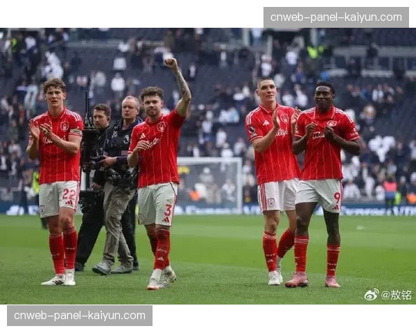 诺丁汉森林3-0大胜热刺,佩雷拉定位球战术成制胜关键